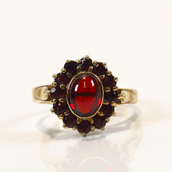 Gilded silver ring, 925 silver/garnets