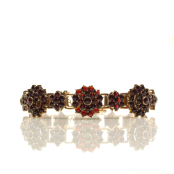 Braclet with garnets, 830 gilded silver