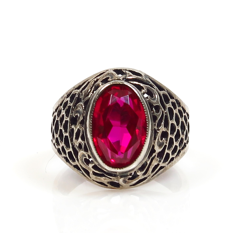 Silver ring, 916 silver with oval cut red stone