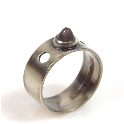 Kvartsiga sõrmus, 813 hõbe, Elis Kauppi (Soome)