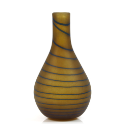 Vintage thread-decoration vase