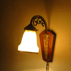 Art Deco wall lamp